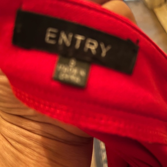 Elegant midi skirt size small - Picture 2 of 7